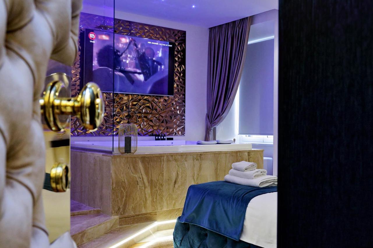 Spanish Hills Collection Luxury Suites & Jacuzzi Rom Exterior foto