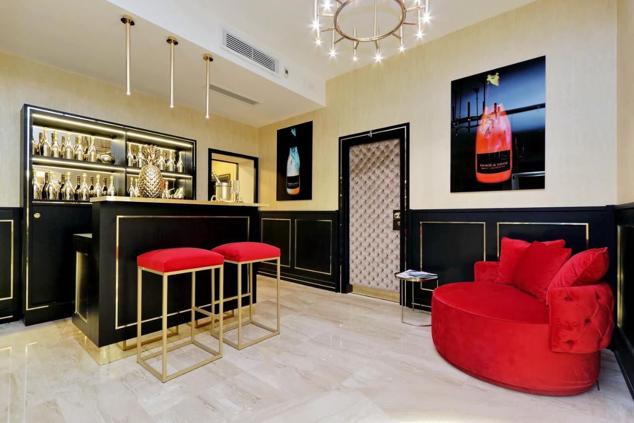 Spanish Hills Collection Luxury Suites & Jacuzzi Rom Exterior foto